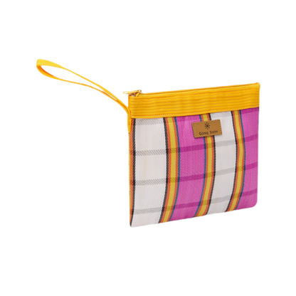 DOROTHY POUCH